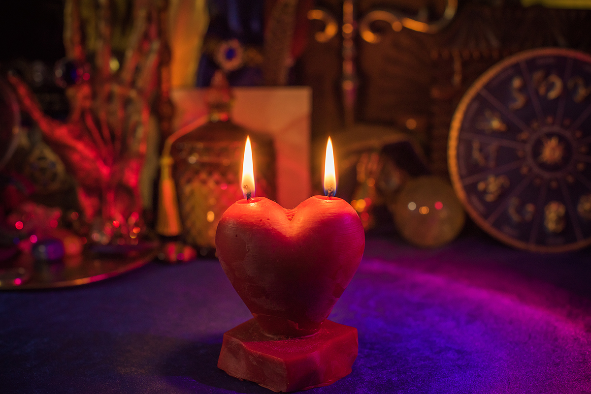 Świeca 7 czakr – harmonia wibracji w Waszym domu każdego dnia nieustannie